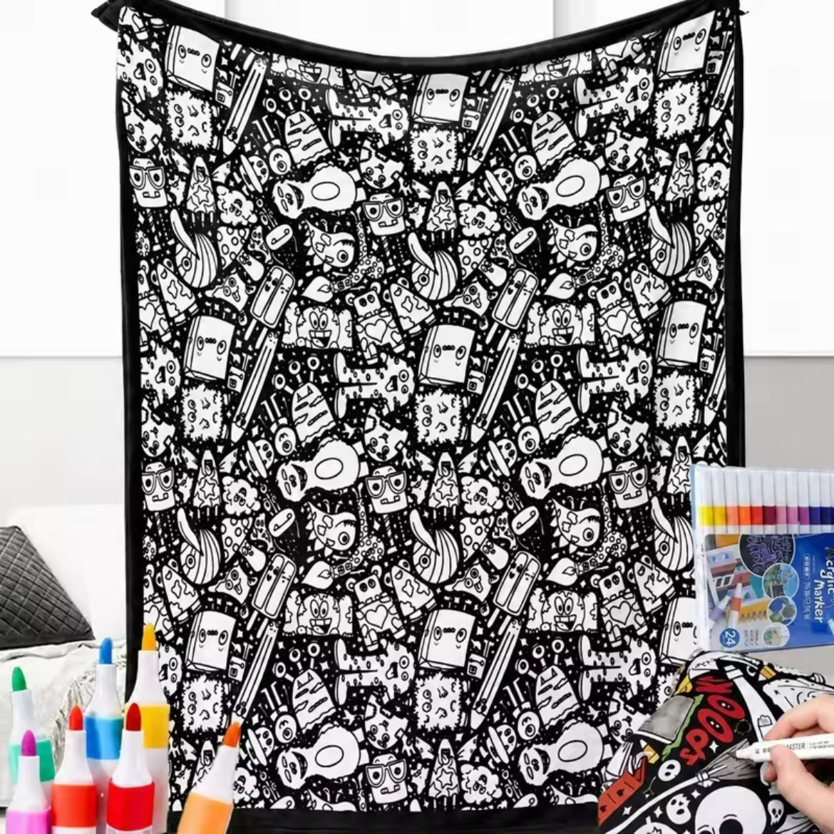 Ausmalbare Kuscheldecke mit 24 Stiften